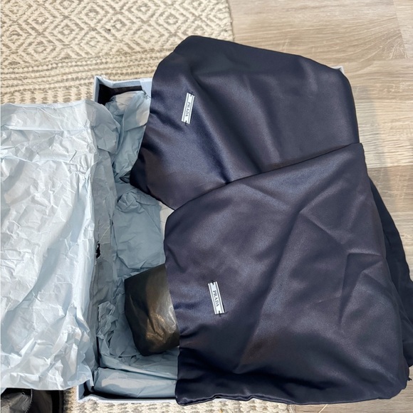 NEW Prada Leather Mary Jane Block Heel Pumps - Picture 11 of 11